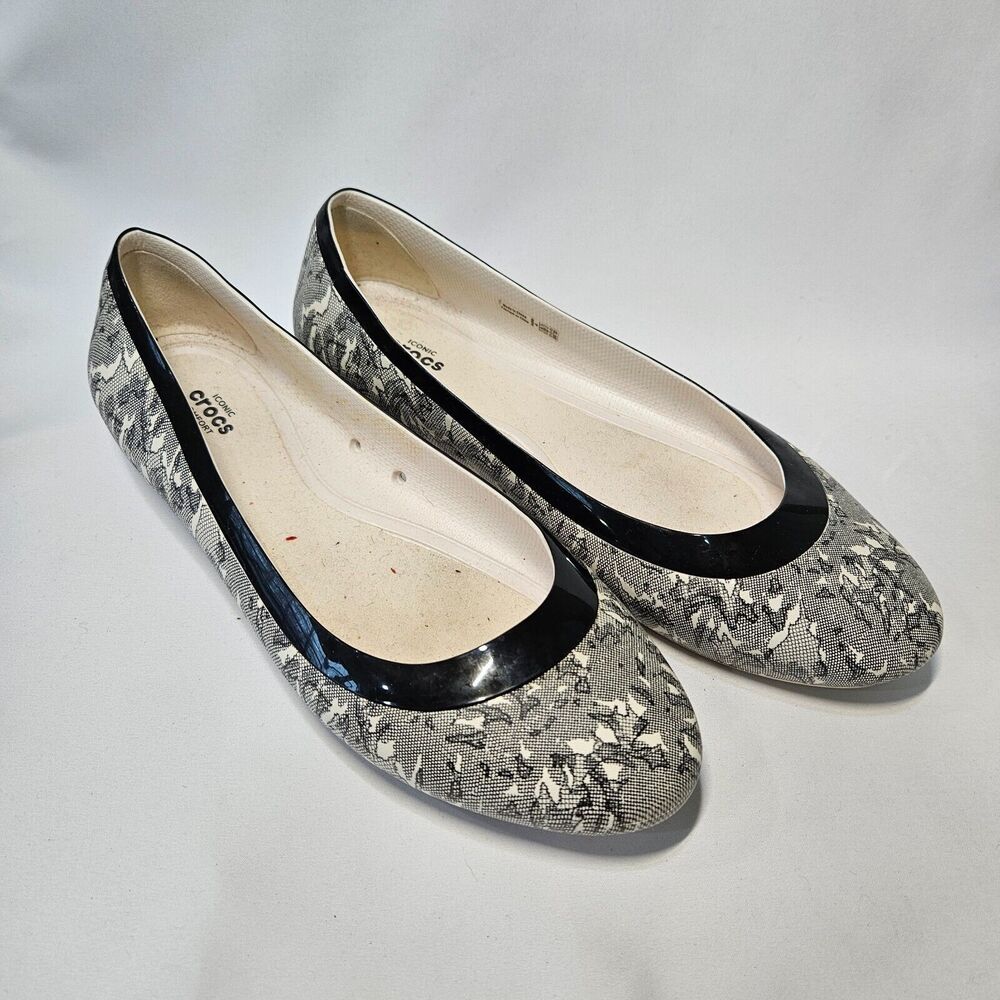 Crocs Womens Iconic Comfort Ballet Flat Shoes Size 8 Animal Print Slip On Casual